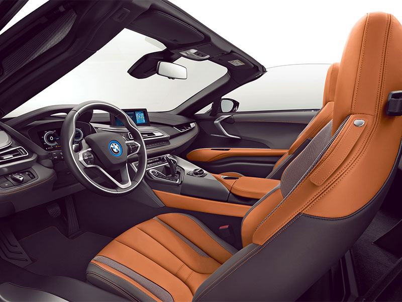 هل سيارة BMW i8 هي أفضل السيارات الخارقة؟